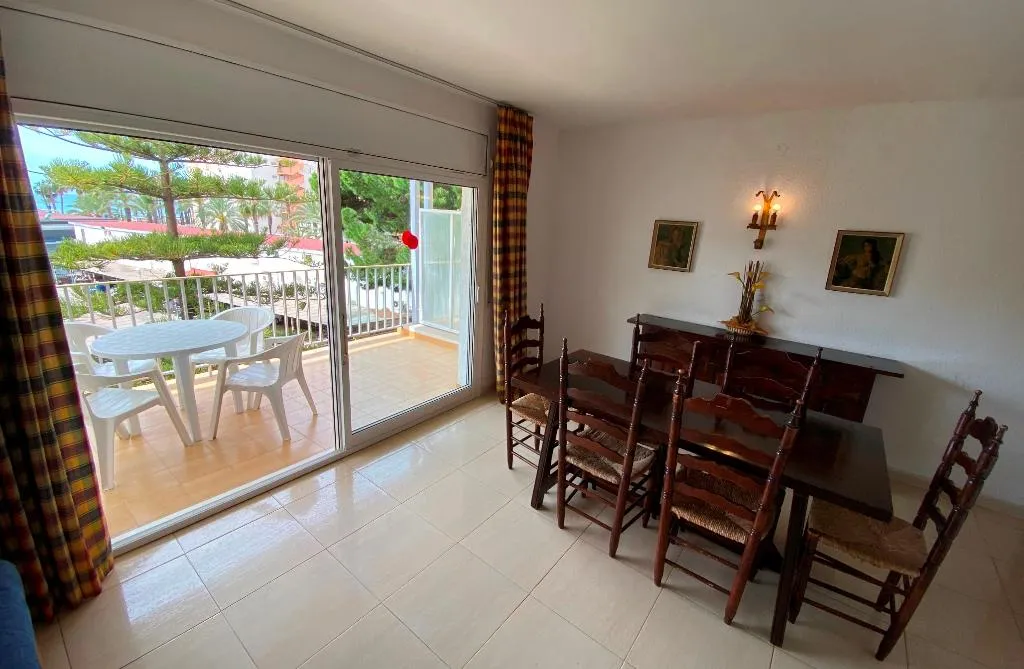 APARTMENT CAPACITY 6 Room, Hesperia, Costa Dorada