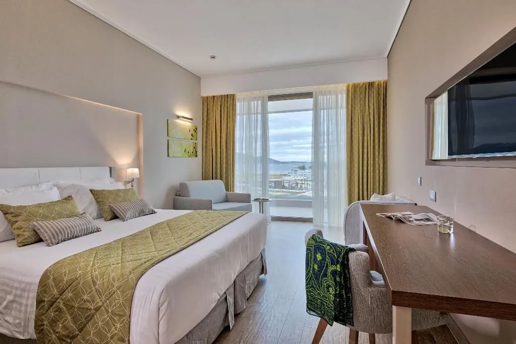 Room DELUXE SEA VIEW Room, Miraggio Thermal Spa Resort, Halkidiki
