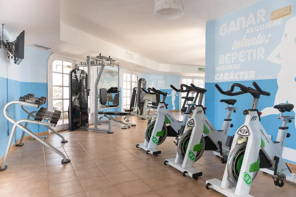 Sports and Entertainment, Apartamentos Hesperia Bristol Playa, Fuerteventura
