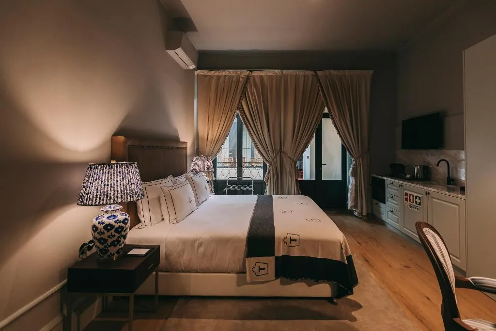 STUDIO STANDARD Room, Torel Palace Porto, Porto