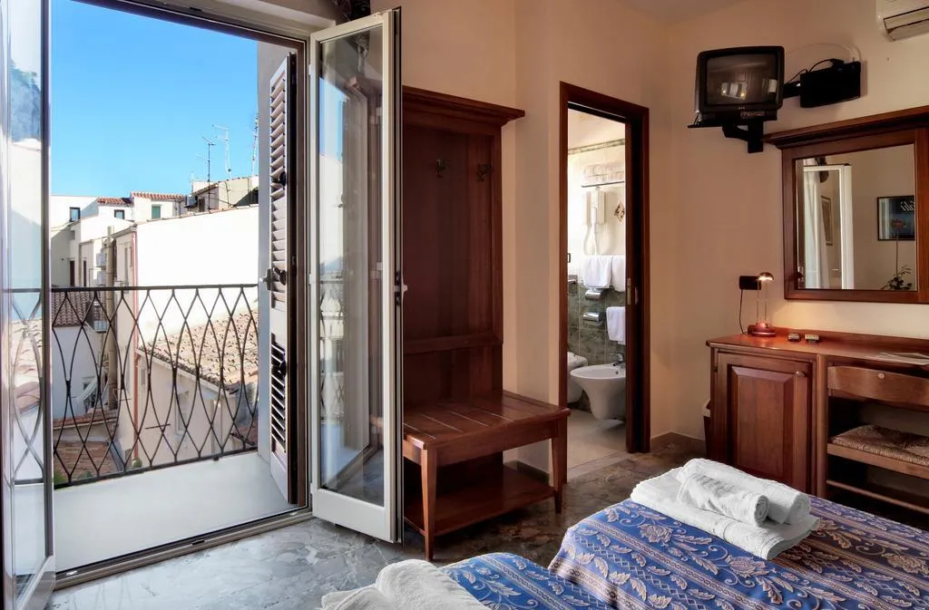 Room, La Giara Hotel, Palermo