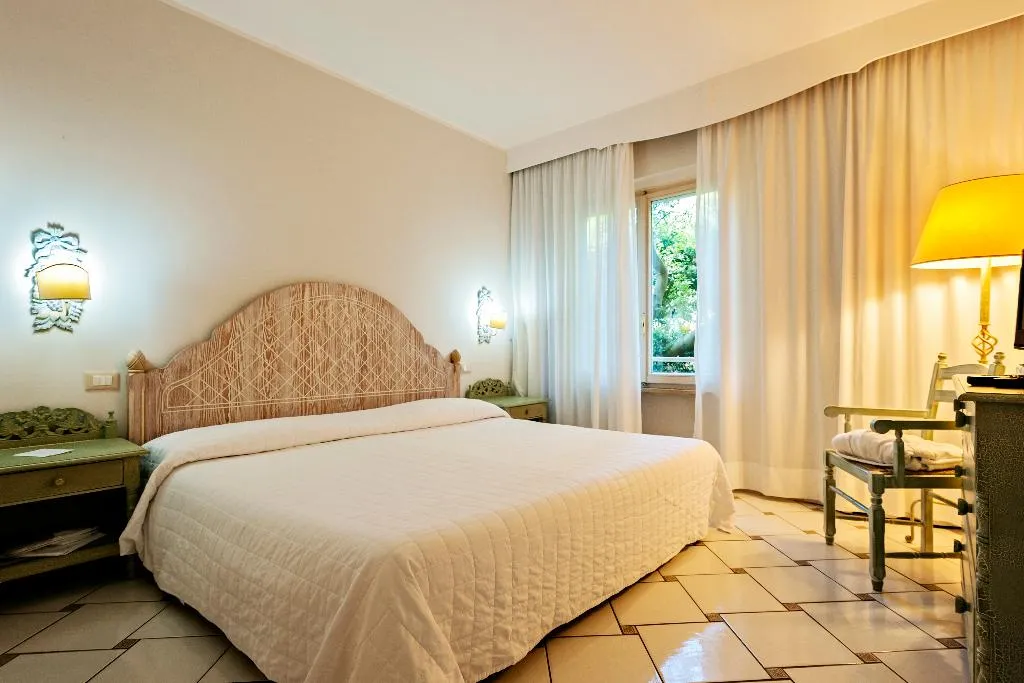 DOUBLE SUPERIOR Room, Golf Hotel Punta Ala, Florence