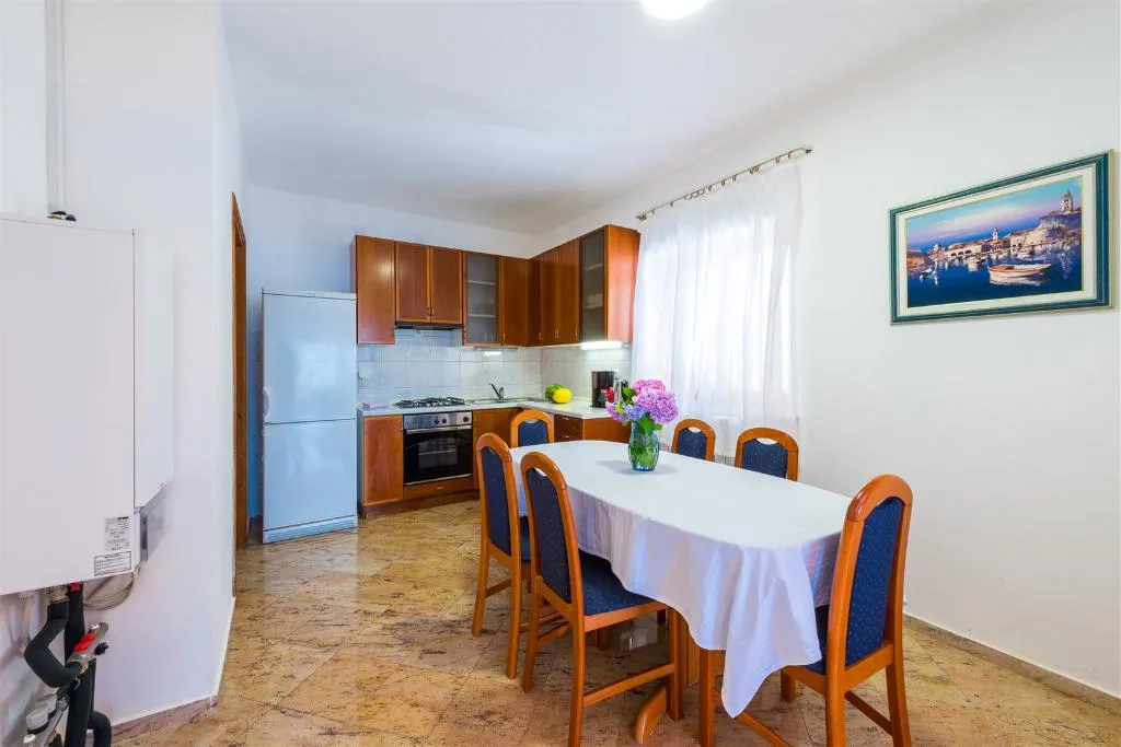 APARTMENT FOUR BEDROOMS Room, Villa Ratac, Dubrovnik