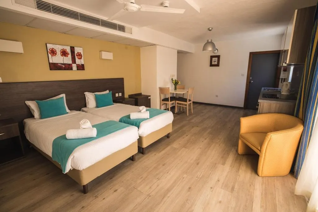Room, Sunseeker Holiday Complex, Malta