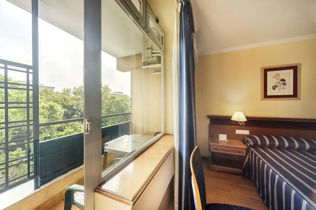 Double or Twin STANDARD Room, Óbal Hotel Marbella, Costa Del Sol