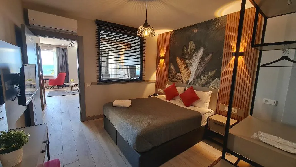 SUITE SUPERIOR SIDE SEA VIEW Room, Letstay Panorama Suites, Antalya