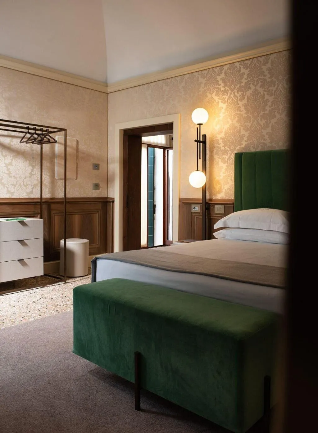 Room, Eight Hotel Venezia, Venice