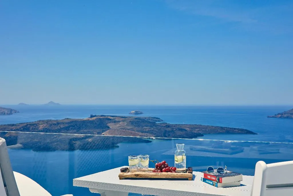 Double or Twin WITH VIEWS Room, Homeric Poems, Santorini