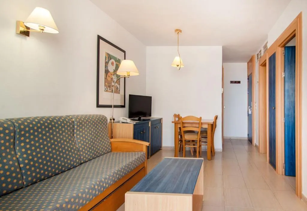 APARTMENT ONE BEDROOM Room, Vistasol Apartments, Majorca