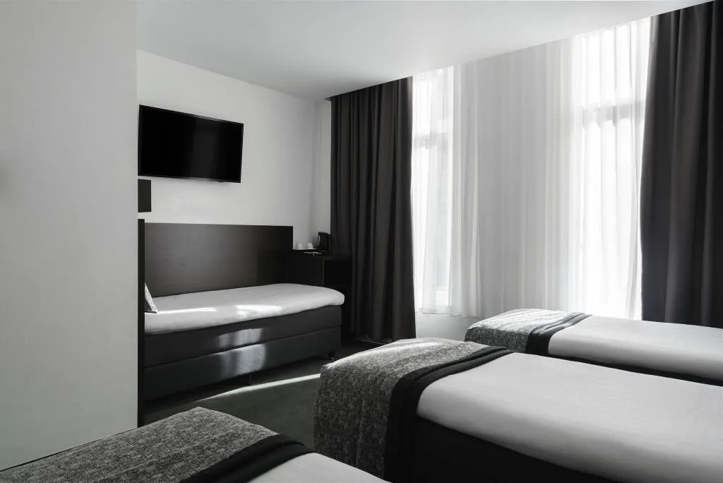 QUADRUPLE STANDARD Room, Hotel City Garden Amsterdam, Amsterdam