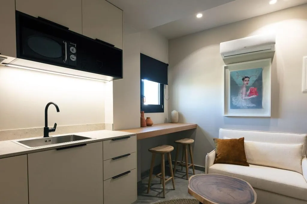Room, Chapter 02 Gallery Suites, Crete