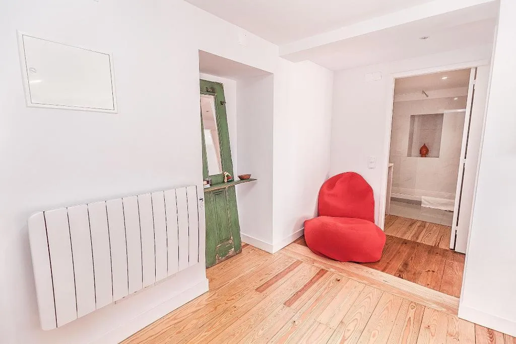 Room, The Lisbon-Way Apartments, Lisbon