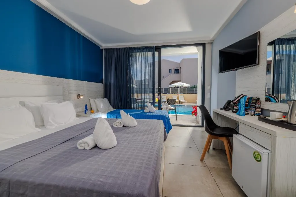 TRIPLE STANDARD Room, Blue Aegean Hotel & Suites, Crete