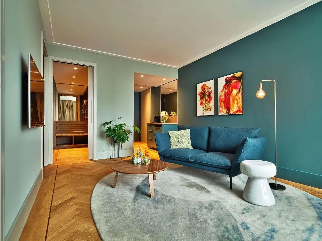 Room, Hyatt Regency Amsterdam, Amsterdam
