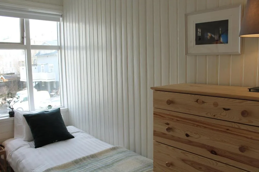 Room, The Old Bicycle Shop, Reykjavik