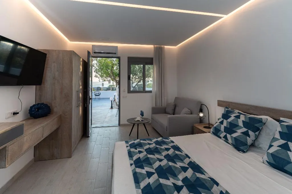 SUITE DELUXE SEA VIEW Room, George Beach Studios, Rhodes
