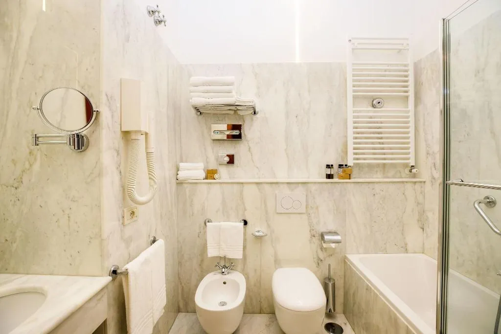 QUADRUPLE SUPERIOR WITH DOUBLE BED Room, Hotel Palazzo Guardati, Naples
