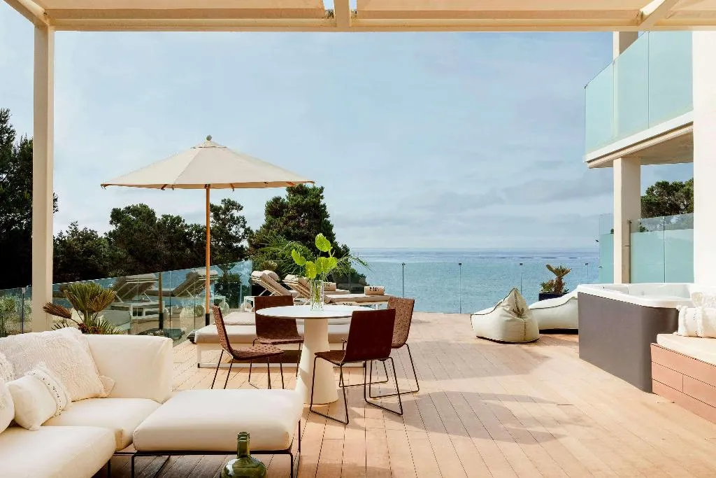 JUNIOR SUITE WITH JACUZZI WITH VIEWS Room, ME Ibiza, Ibiza
