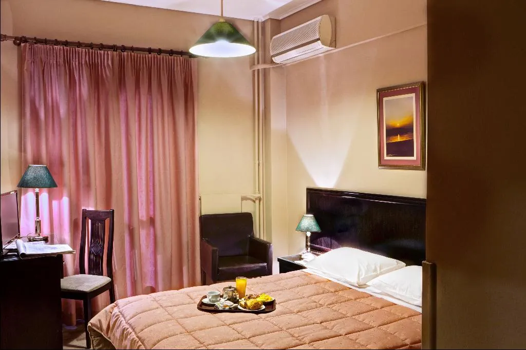 Double or Twin STANDARD Room, Nicola, Athens