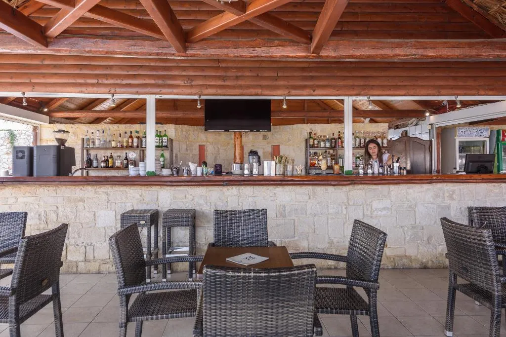 Bar, Theo Hotel, Crete