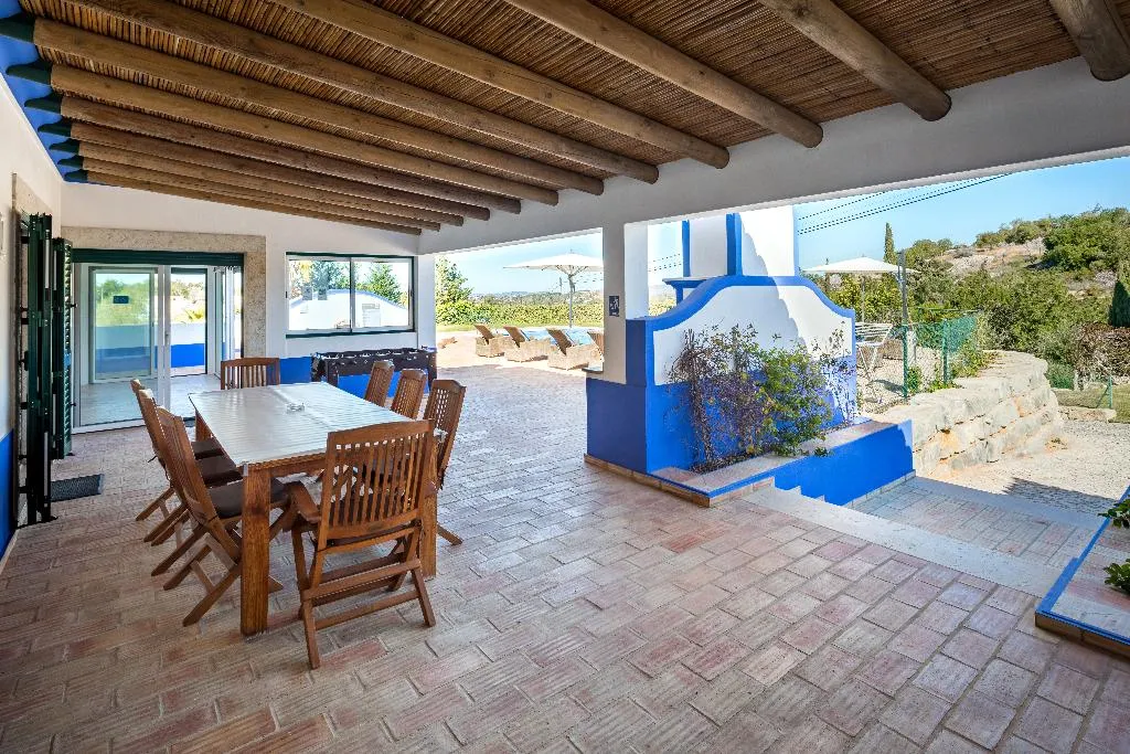 VILLA THREE BEDROOMS Room, Shantivillas, Algarve