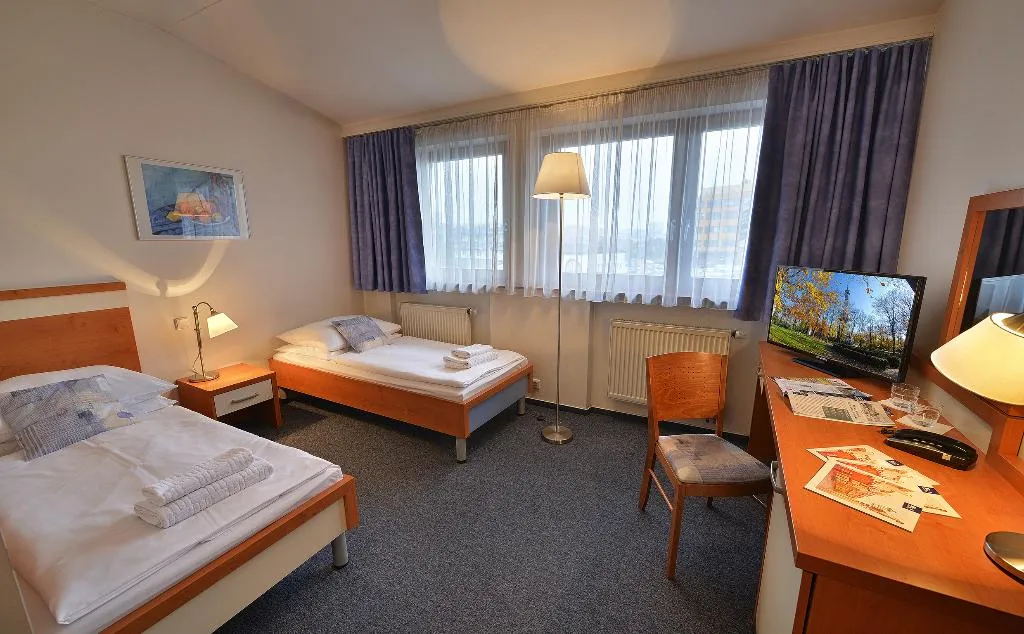 Double or Twin STANDARD Room, EA hotel Populus, Prague
