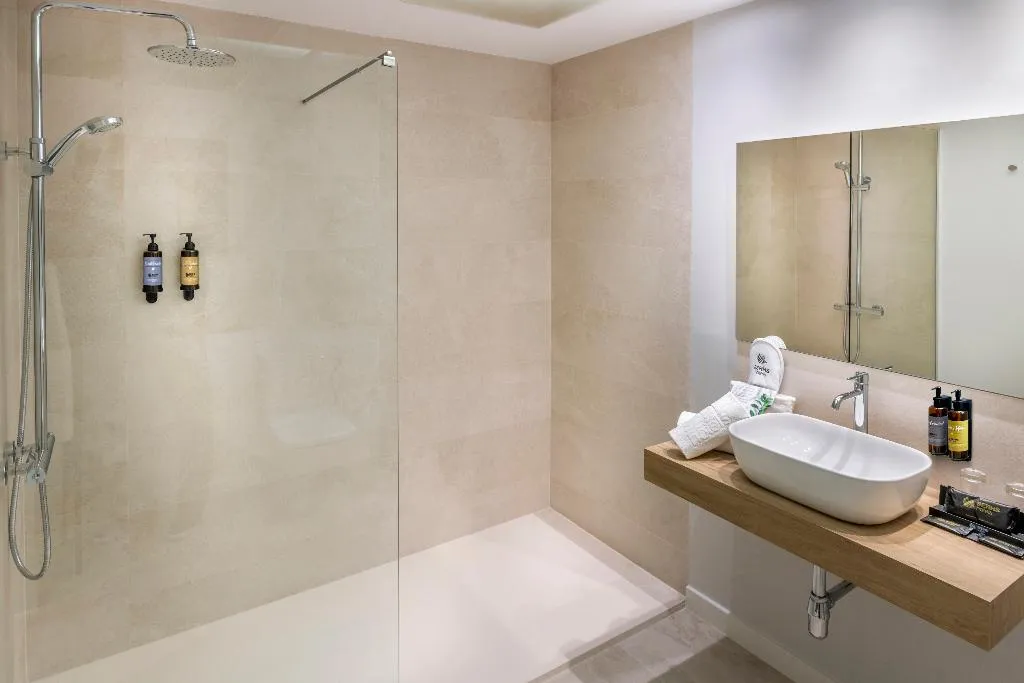 Double or Twin DELUXE WITH VIEWS Room, Serhs Rivoli Rambla, Barcelona