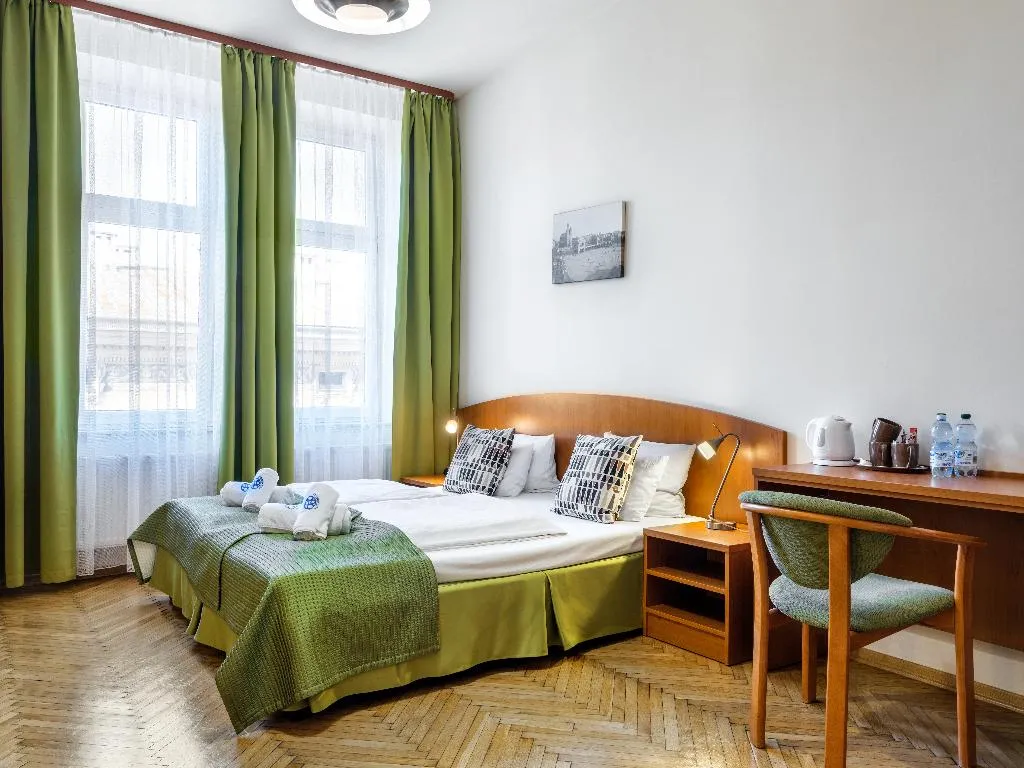 TRIPLE STANDARD Room, Kosmopolita Rooms & Apartments, Krakow