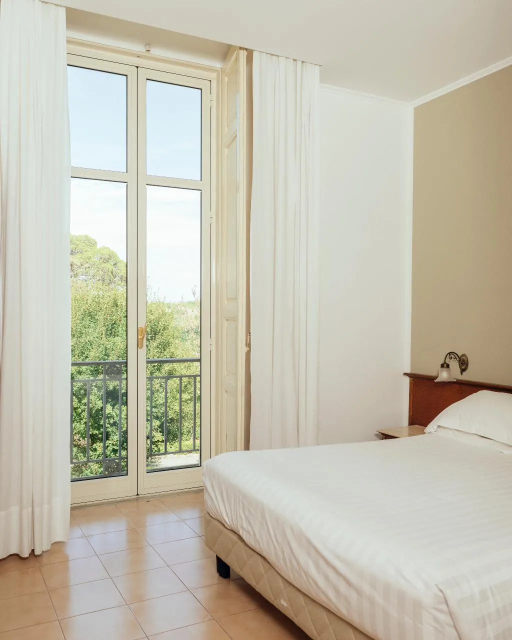 DOUBLE CLASSIC Room, Grand Hotel Telese, Naples