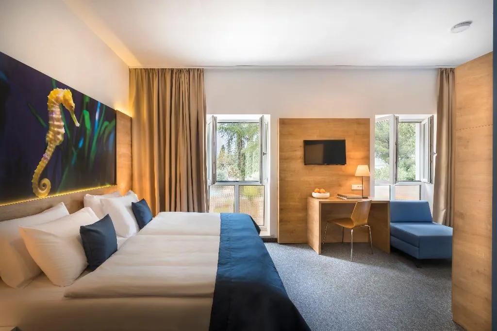 FAMILY ROOM PARK VIEW Room, Remisens hotel Epidaurus, Dubrovnik