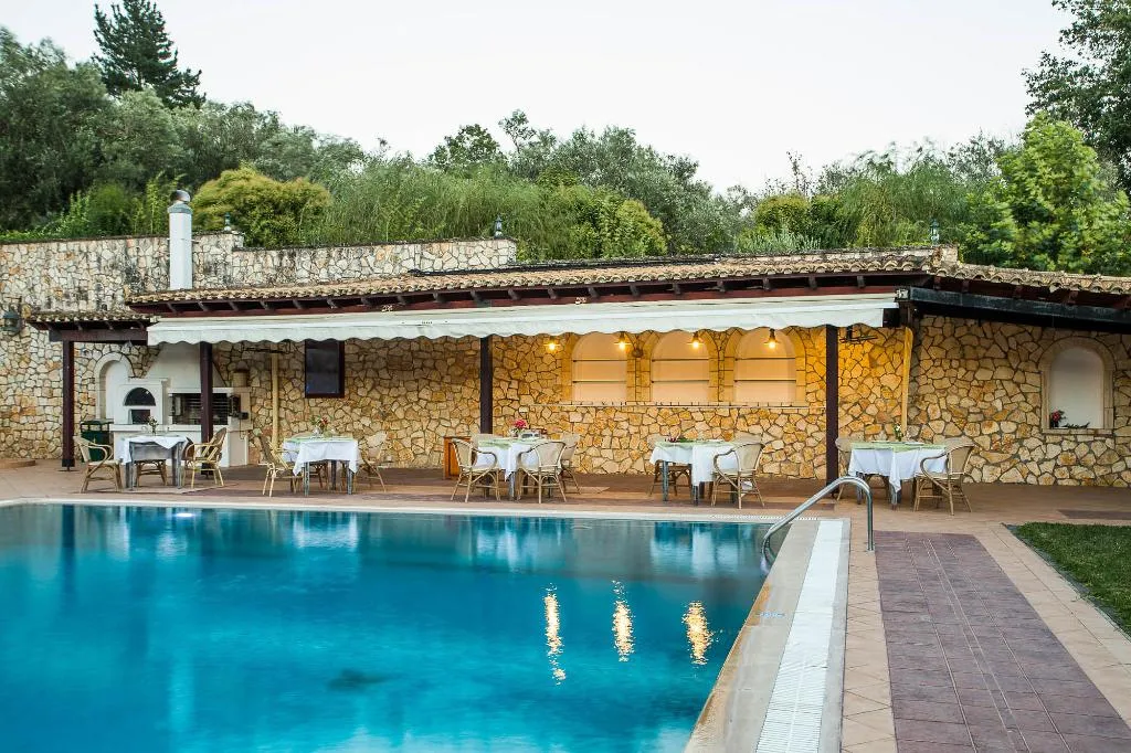 Pool, Paradise Inn, Corfu
