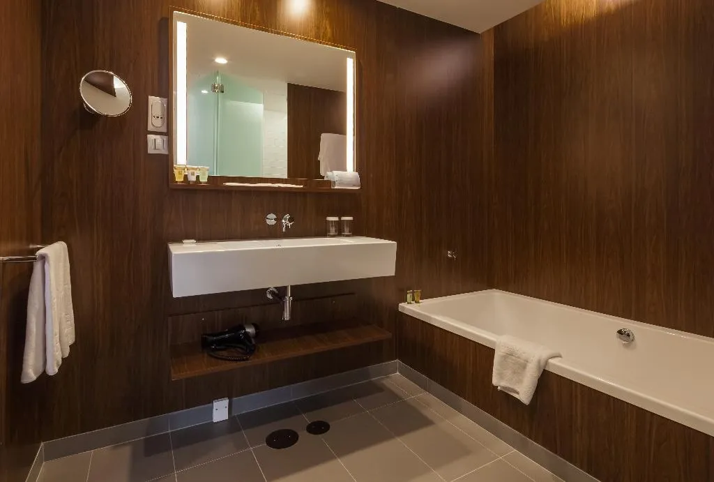 SINGLE STANDARD Room, Vincci Porto, Porto