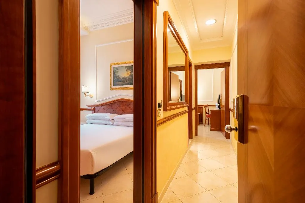 FAMILY ROOM STANDARD Room, Hiberia, Rome