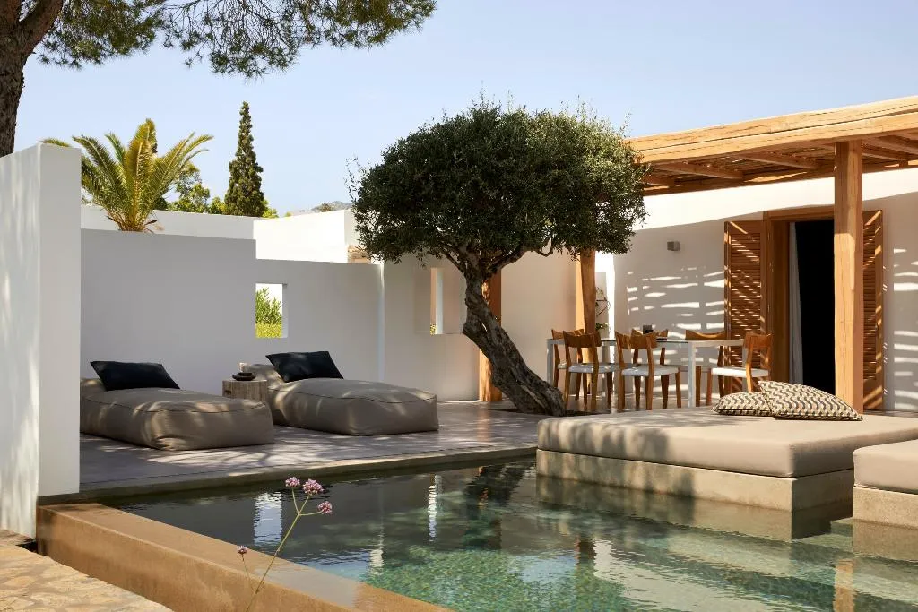 VILLA WITH PRIVATE POOL Room, Minos Beach Art Hotel, a Member of Design Hotels, Crete