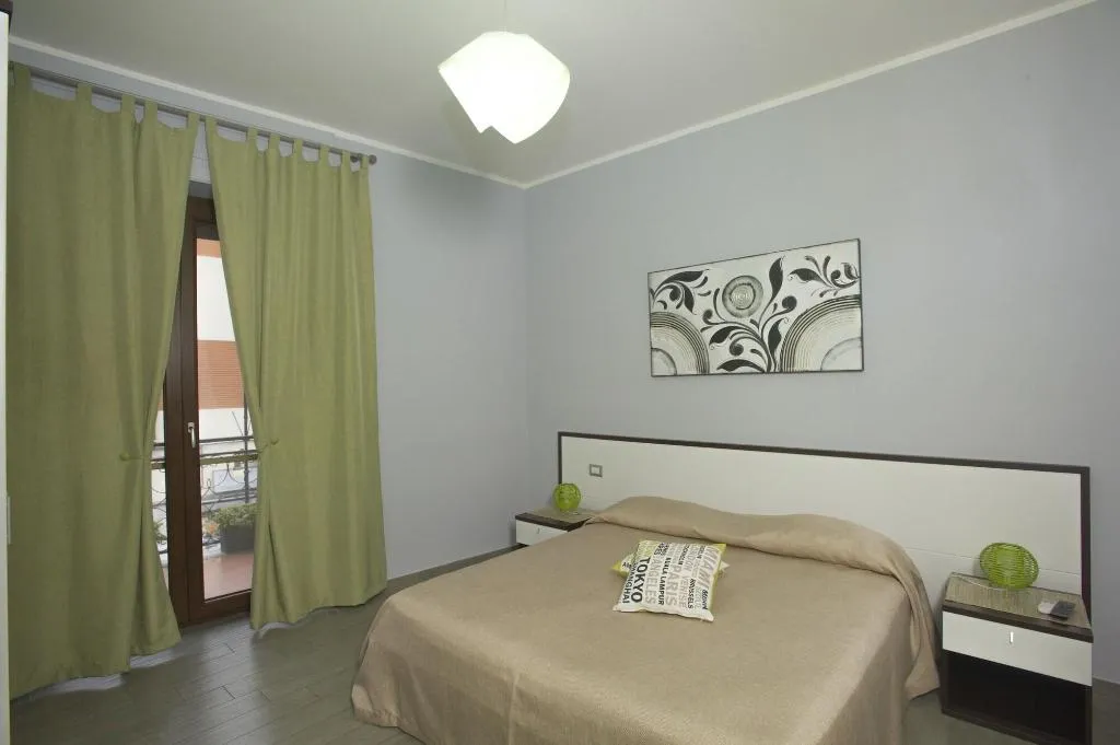 Room, B&B Eco, Naples