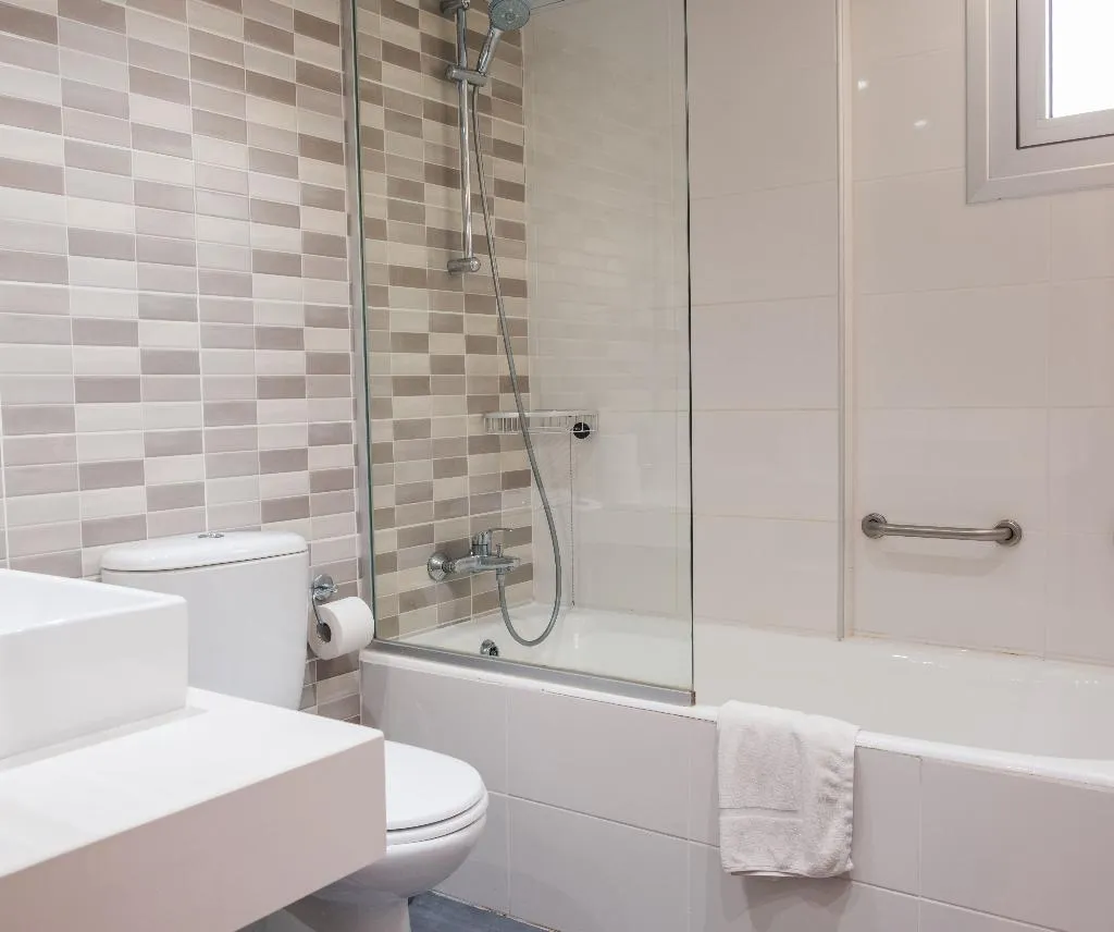 Double or Twin SUPERIOR Room, Kapetanios Bay Hotel Protaras, Cyprus
