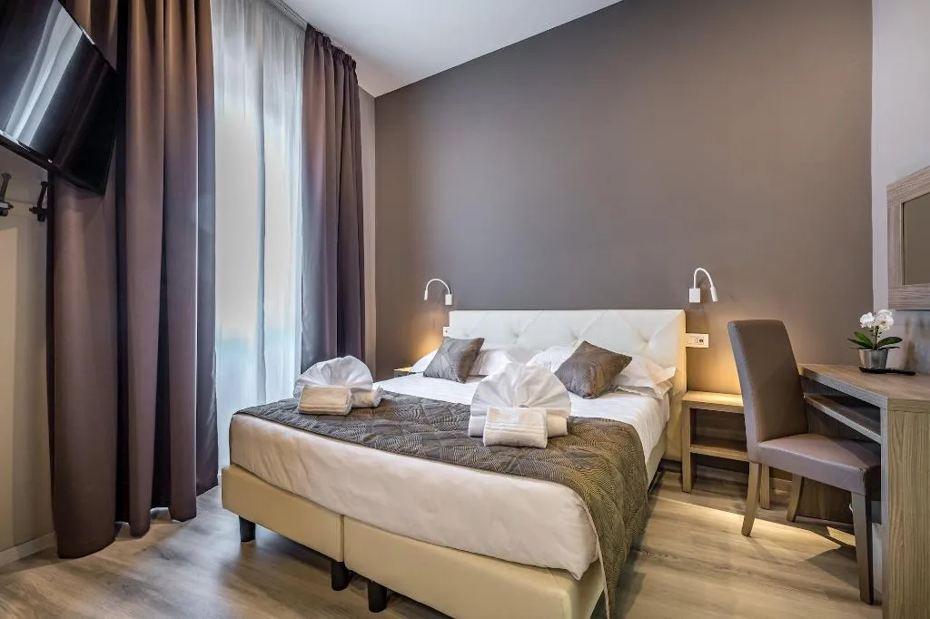Room, B&B My Way, Florence
