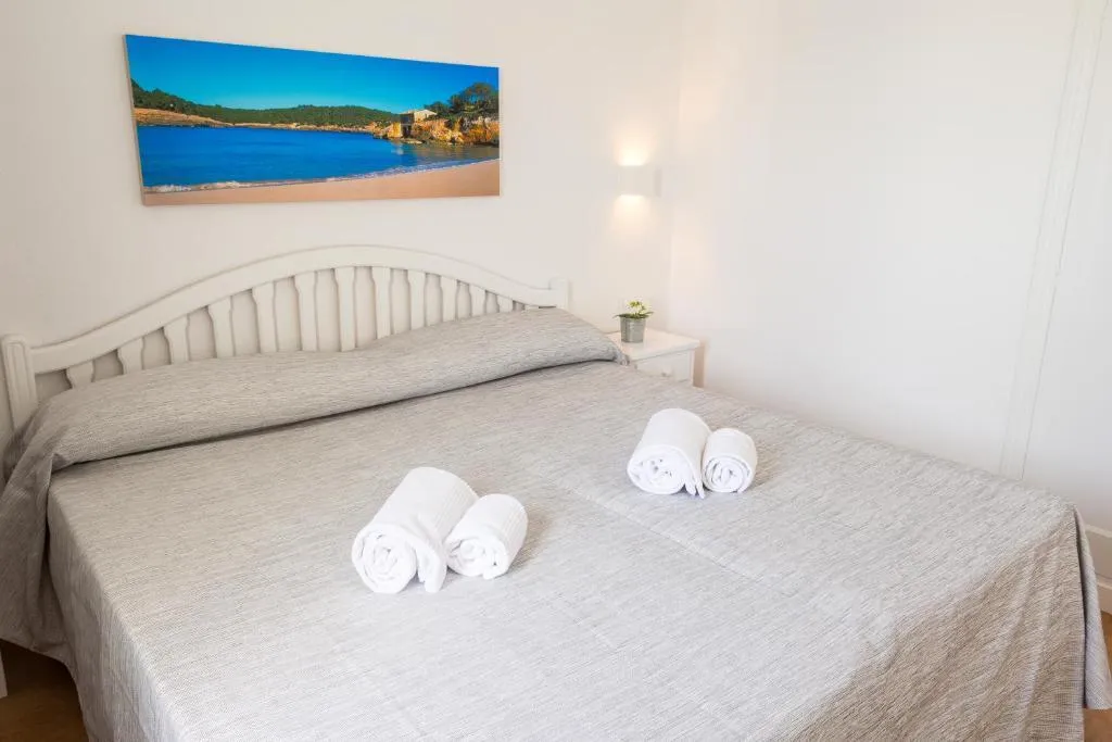 APARTMENT SEA VIEW TWO BEDROOMS Room, Naranjos Resort Menorca, Menorca
