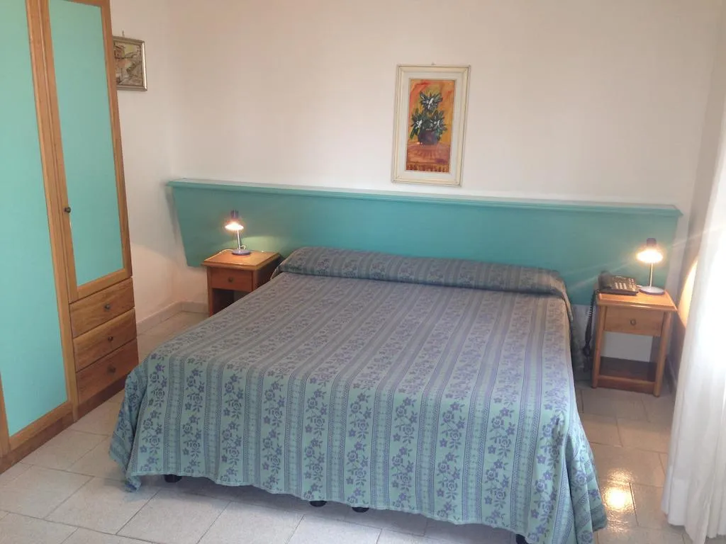 Double or Twin STANDARD Room, Gemma Hotel, Naples