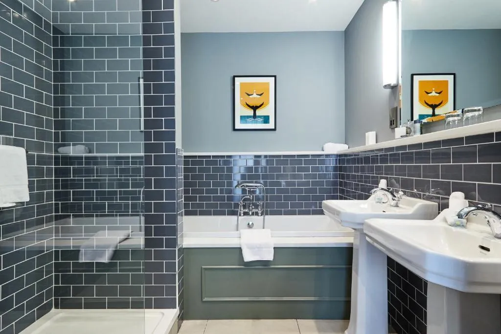 TWIN STANDARD Room, The Montenotte Hotel, Cork