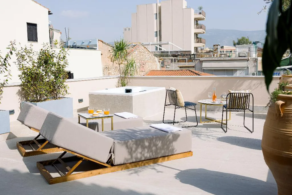 SUITE WITH JACUZZI Room, La Divina, Athens