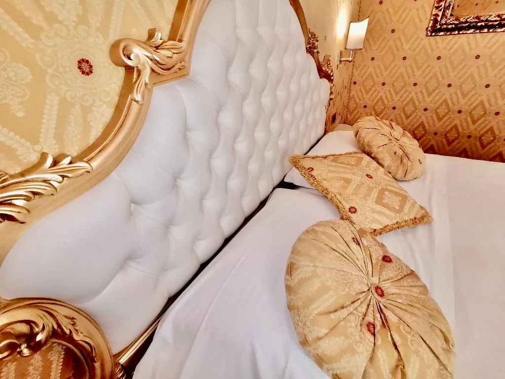 DOUBLE SUPERIOR Room, Gardena, Venice