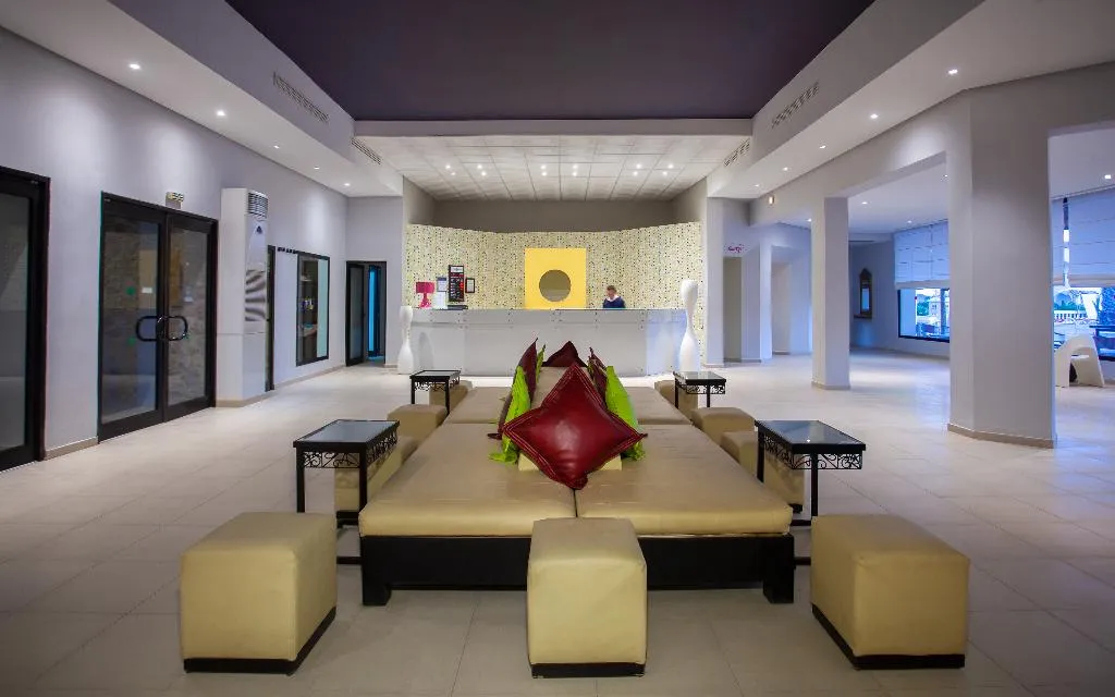 Lobby, Petit Palais & Spa, Tunisia