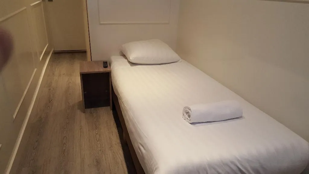 SINGLE STANDARD Room, Hotel Old Quarter, Amsterdam