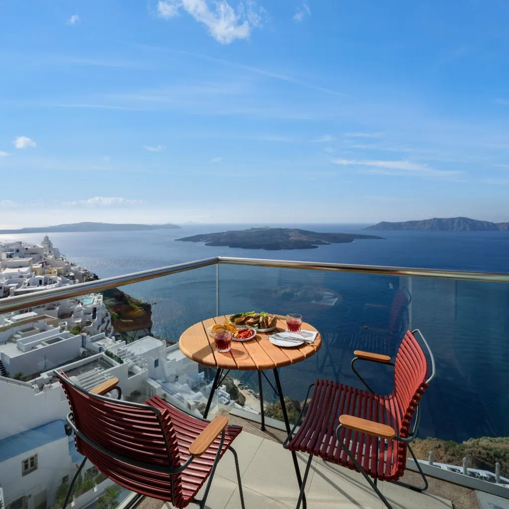 SUITE CAPACITY 3 Room, Panorama Santorini Boutique Hotel, Santorini