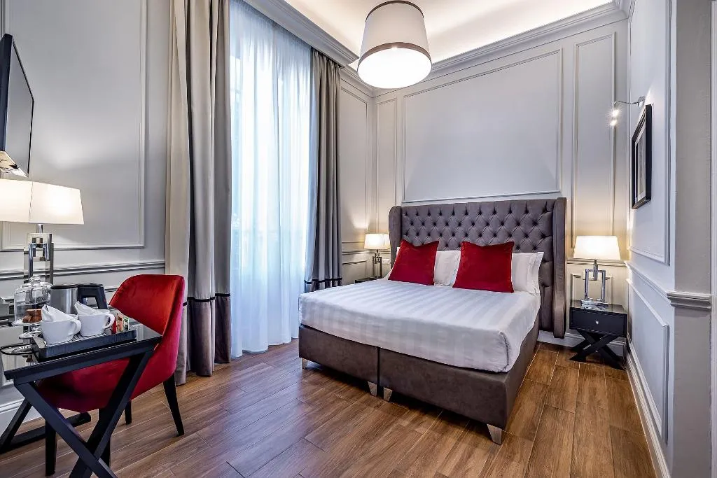DOUBLE SUPERIOR Room, Hotel Ungherese Small Luxury Hotel, Florence