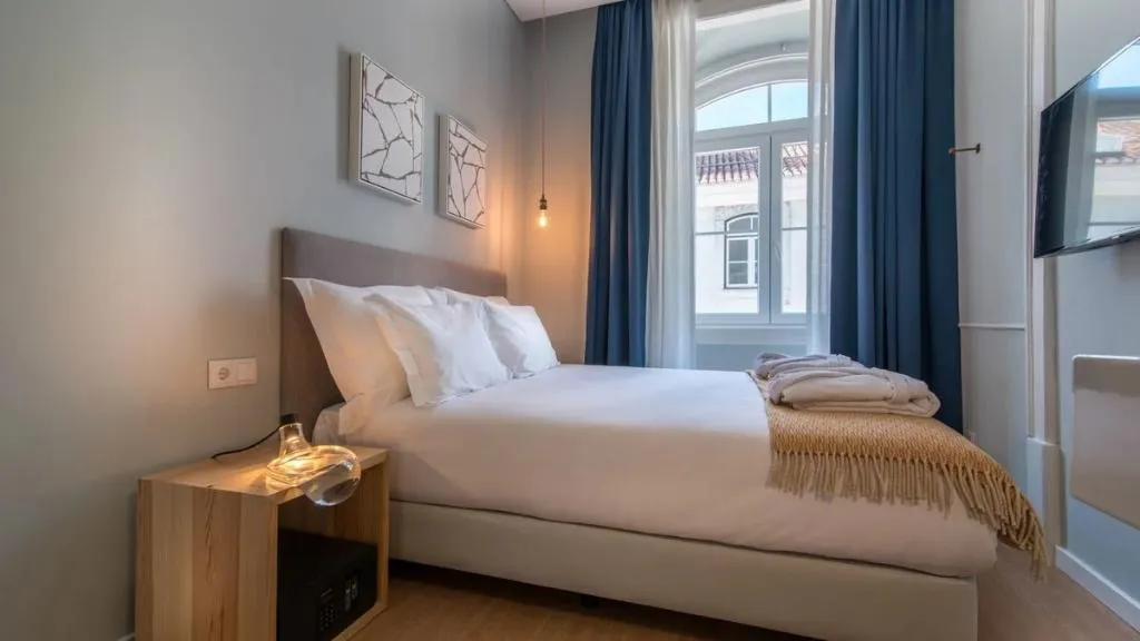 DOUBLE CITY VIEW Room, Esqina Urban Lodge, Lisbon