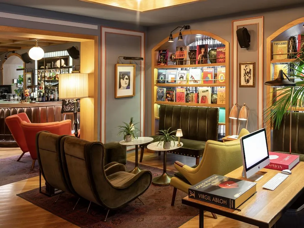 Lobby, Browns Central Hotel, Lisbon