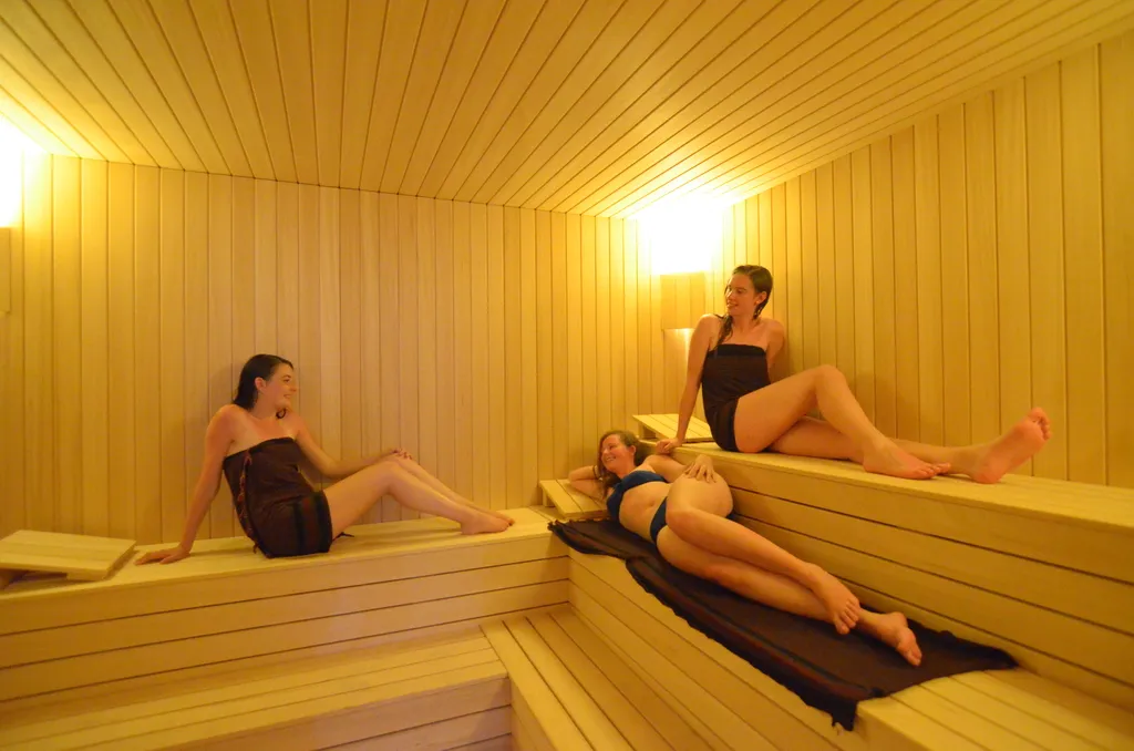 Sports and Entertainment, Azka, Bodrum