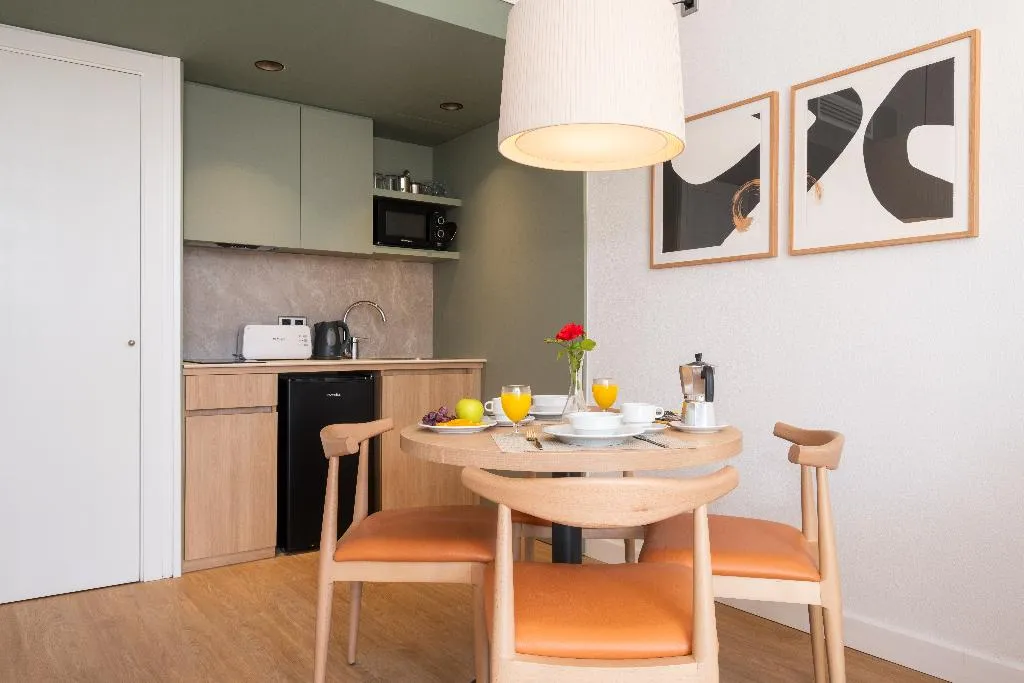 APARTMENT WITH BALCONY Room, Duva, Majorca